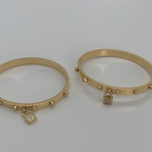 Padlock bangle
